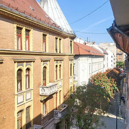 - Comfy- Easy Sleep Budapest